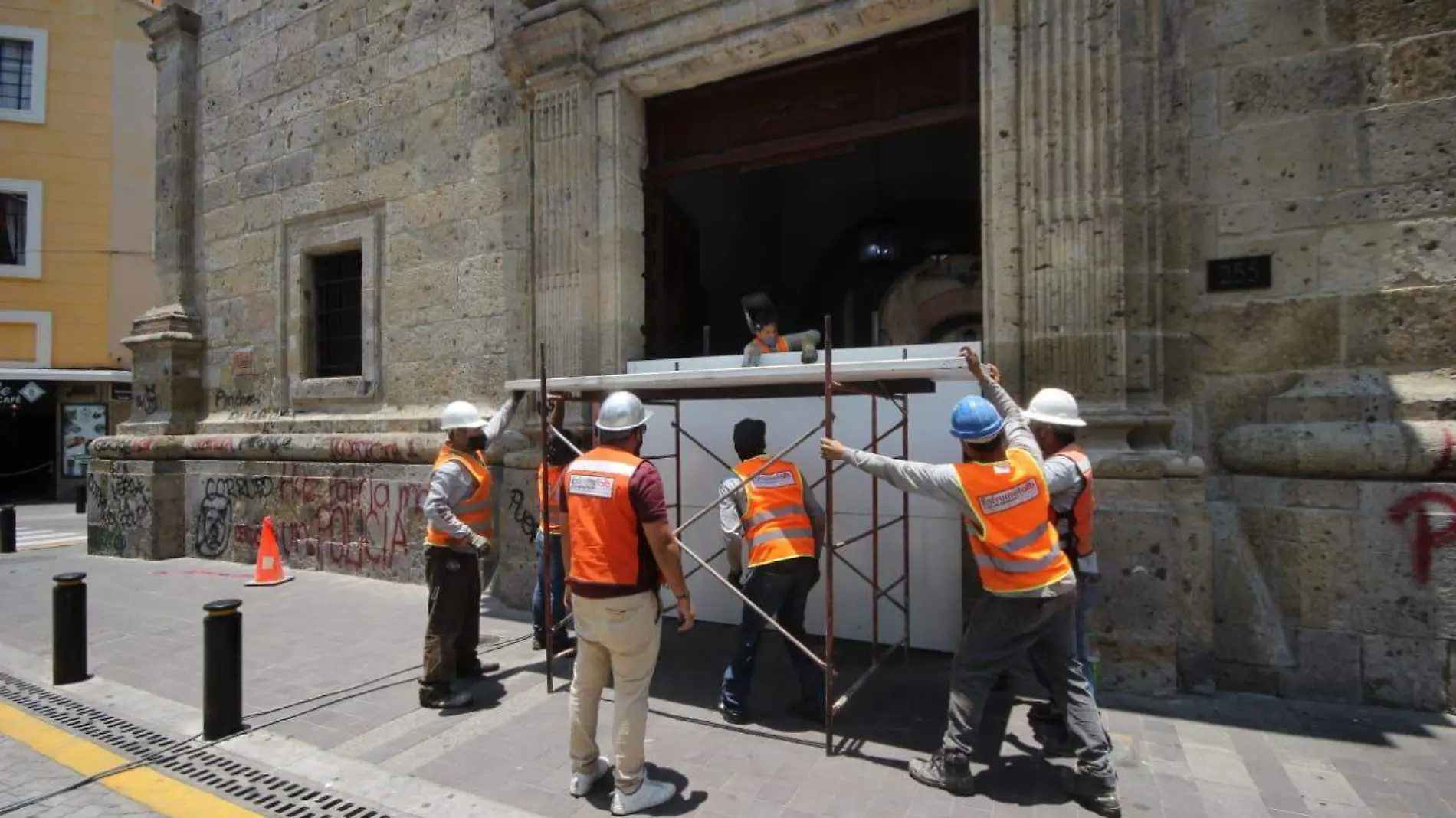 Trabajos de limpieza Palacio de Gobierno